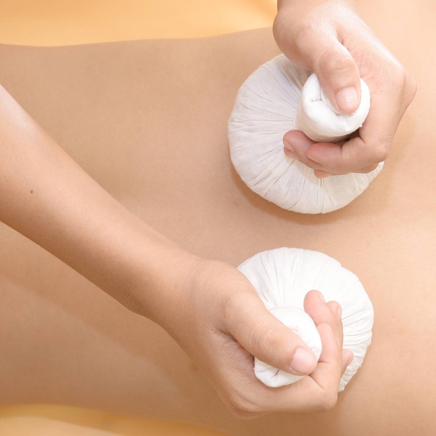 kitama-herbal-compress-balls-kr-uterstempel-mix-set-12-stk-thai-massage image 2